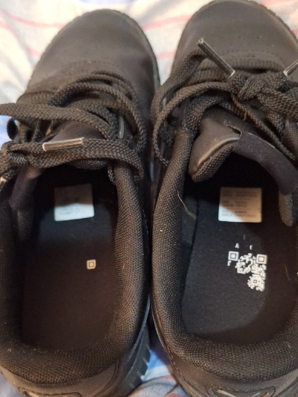 Puma Women's Black Platform Leather Sneakers - Picture 4 of 6